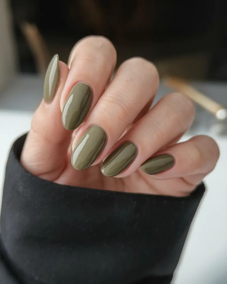 Khaki Green Nails