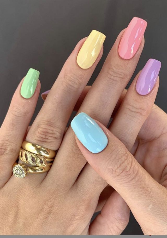 Pastel Coffin Nails