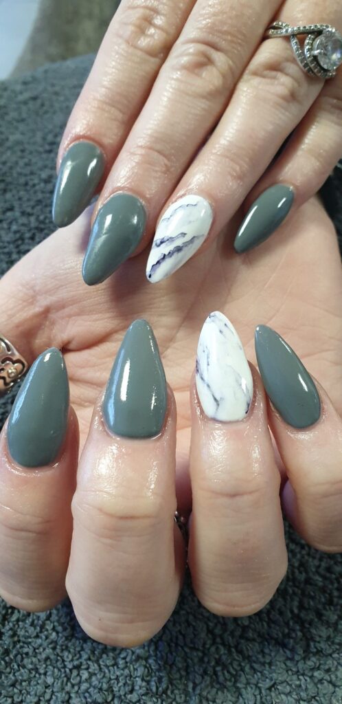 Grey Marble Nail Art