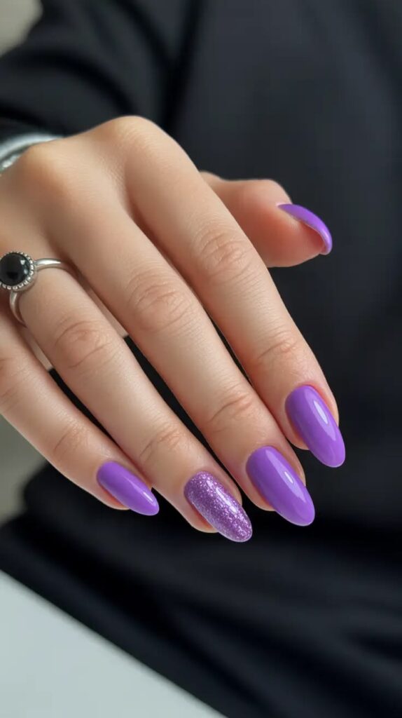 Bright Lavender Shine Nails