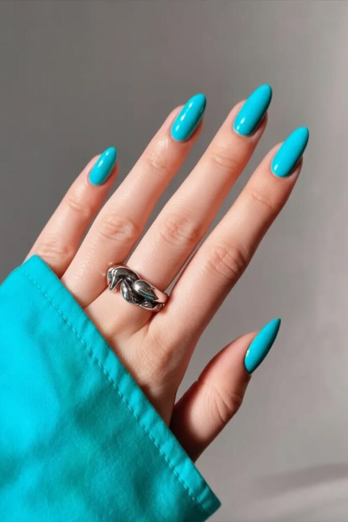 Bright Teal Contrast Nails